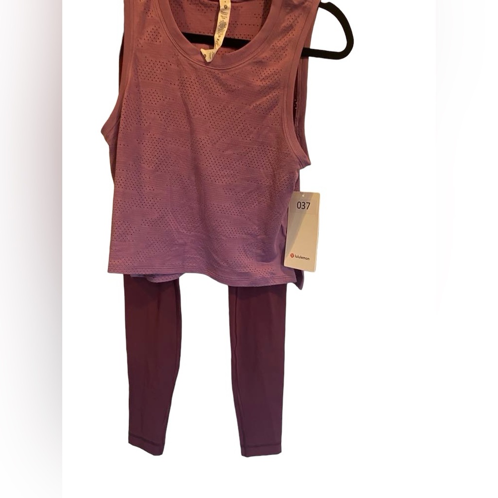 NWT Lululemon Set Size 2/4 tank